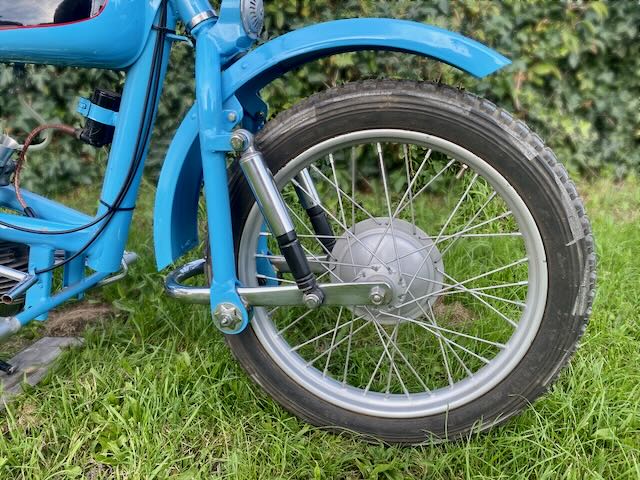 Aermacchi 125 U/N de 1954 – Prototipo, Rara Ligera Italiana, Estado Casi Perfecto